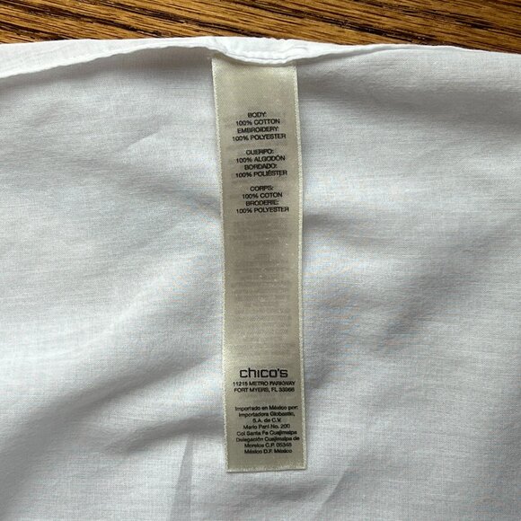 CHICO’S White Eyelet, Sequin Top, Buttons, Pocket, Summer Blouse Sz 0 (US 4) - Picture 14 of 14